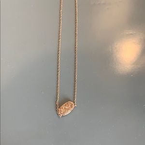 Kendra Scott necklace